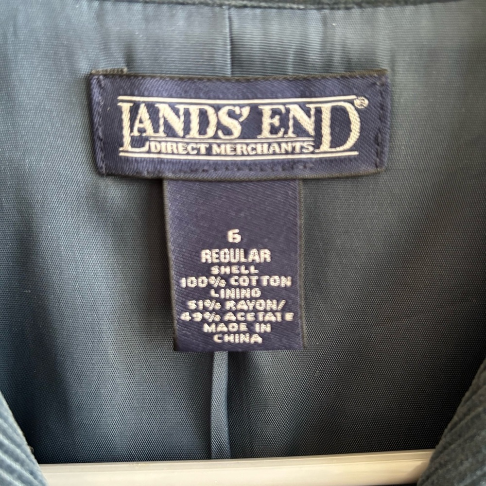 Lands' End Women's Navy Blazer - Picture 2 of 5